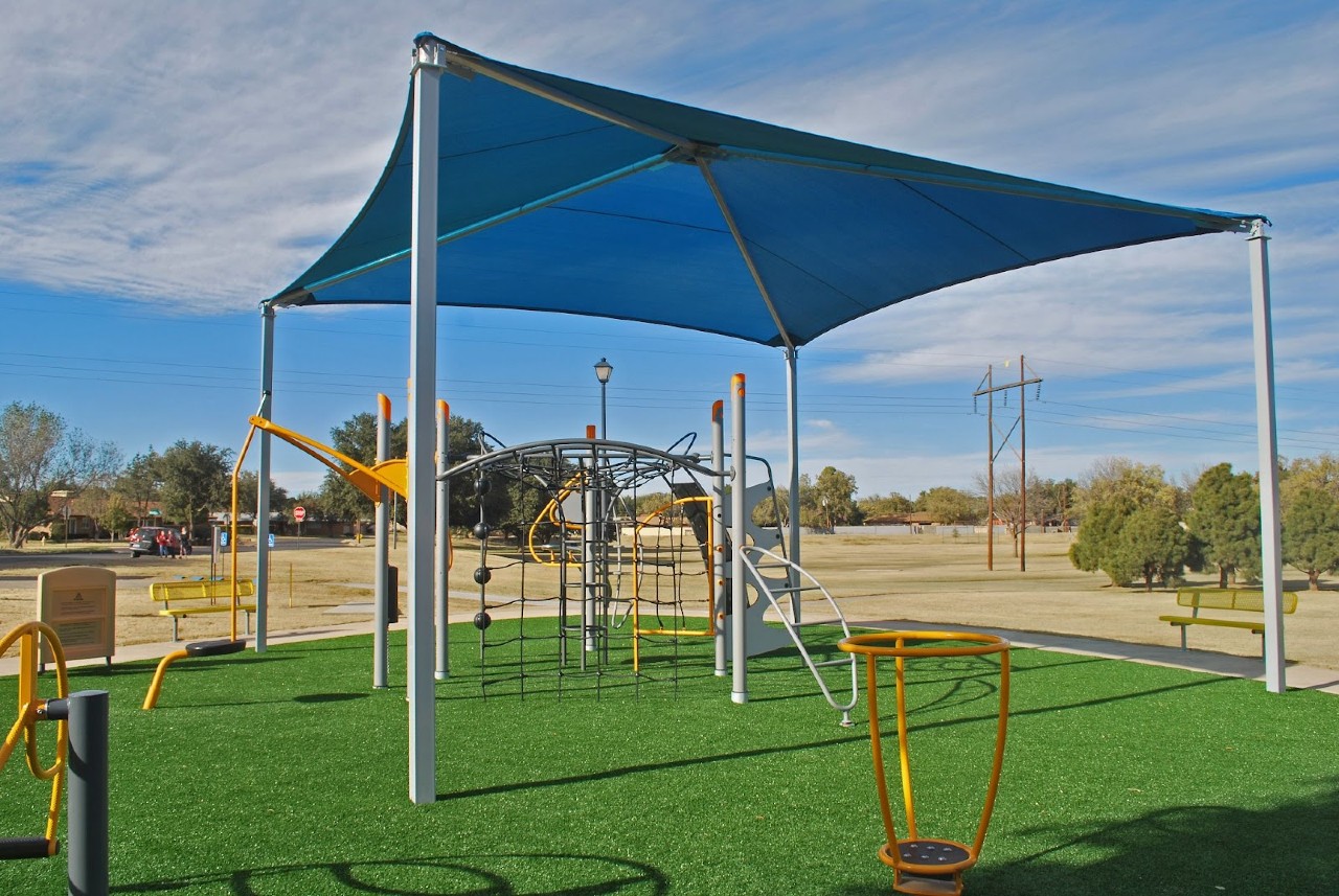 Artificial grass play area by Southwest Greens of Illinois